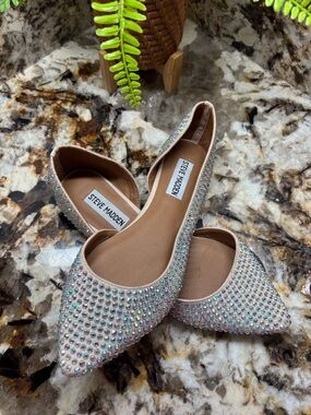 Steve Madden Elsie Crystal Pointed Toe Flats